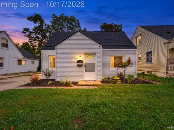 630 White Ave, Lincoln Park, MI 48146
