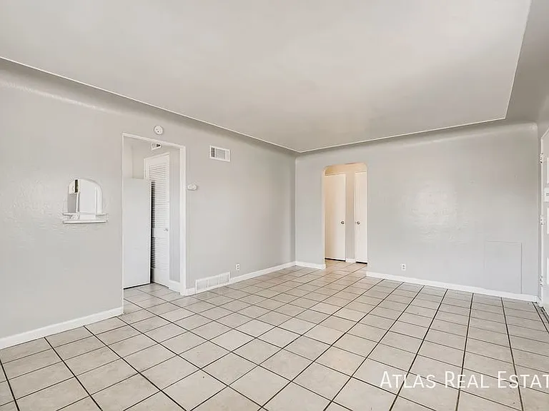 1395 Lansing St — Photo 8
