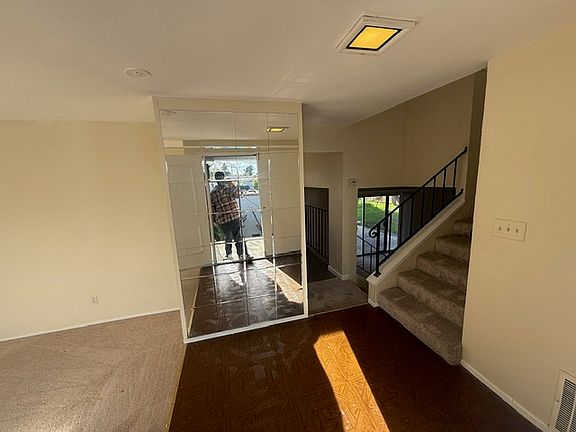 2nd image of 1220 Corcoran St