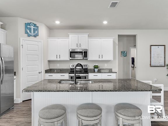 5th image of 9365 Eiland Dr