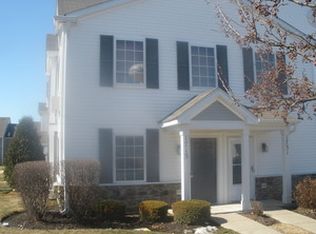1715 Silverstone Dr, Carpentersville, IL 60110