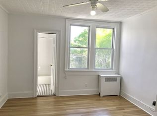 179 N 8th St APT 3R, Brooklyn, NY 11211