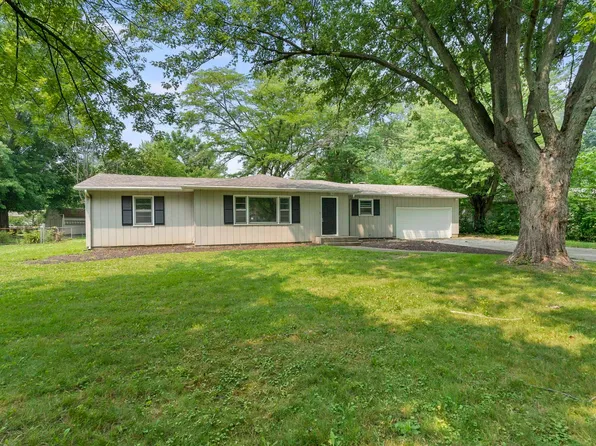 4825 Wheatridge Rd, Fort Wayne, IN 46835