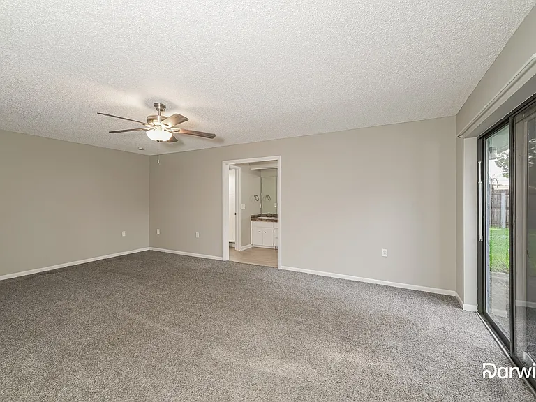 1018 Timbergreen Dr — Photo 8