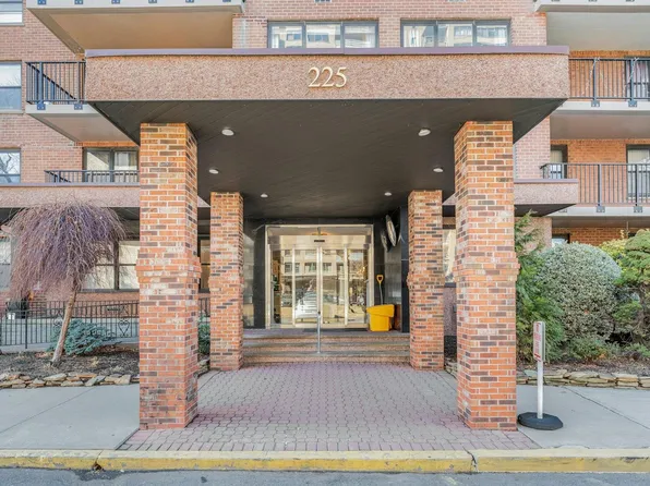 225 Saint Pauls Ave APT 7G, Jersey City, NJ 07306