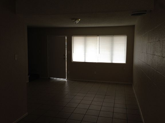 4th image of 2829 Stewart Ave APT 4