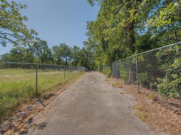 5th image of 11223 Spencer Cir