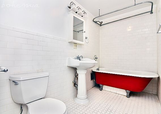 3rd image of 532 W 175th St #G