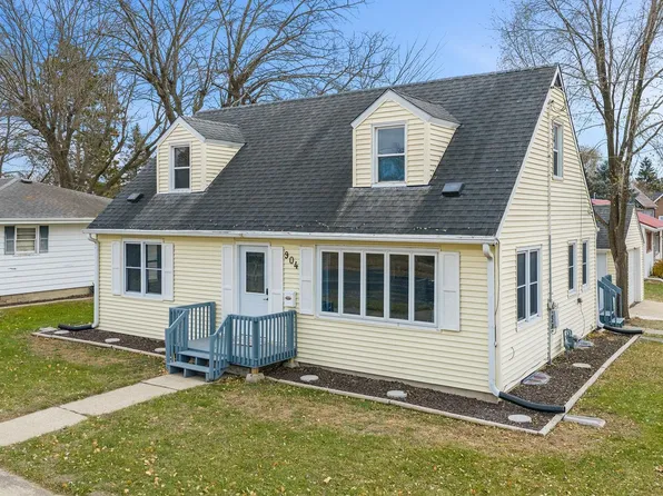 904 Seymour St, Reedsburg, WI 53959