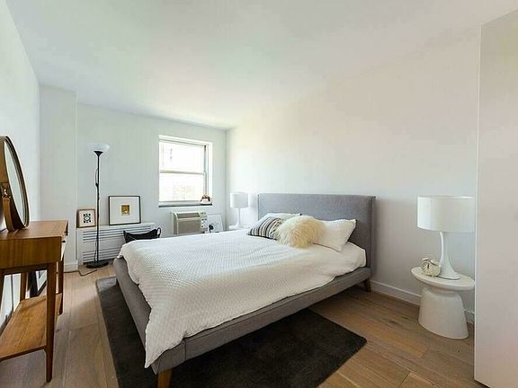 2nd image of 275 South St APT 6A