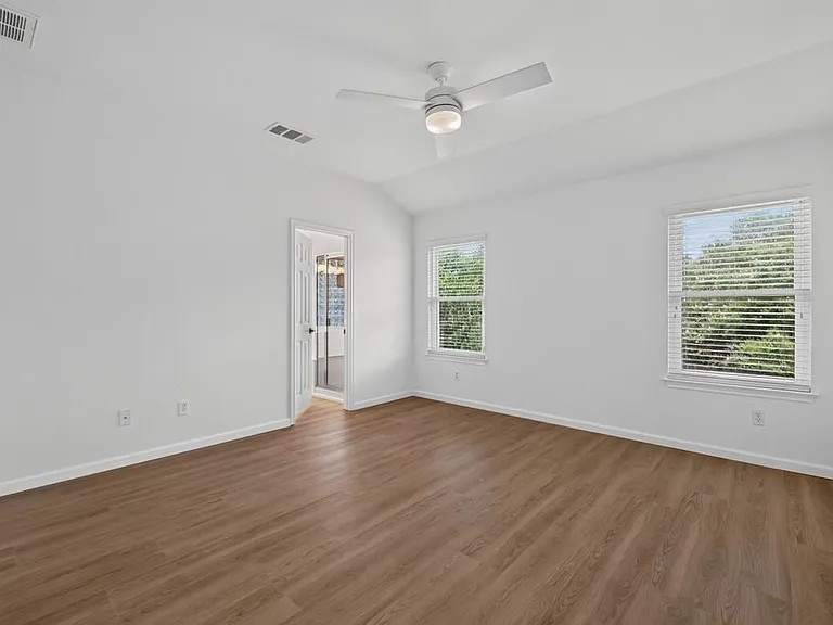 10416 Beard Ave — Photo 18