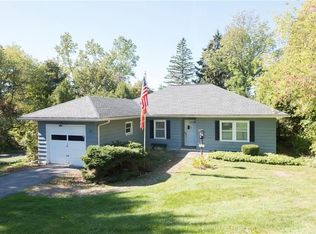 86 E Lake St, Skaneateles, NY 13152