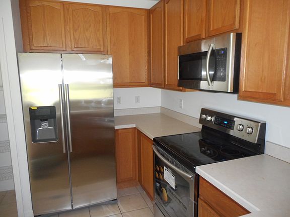 2nd image of 10947 Savannah Wood Dr