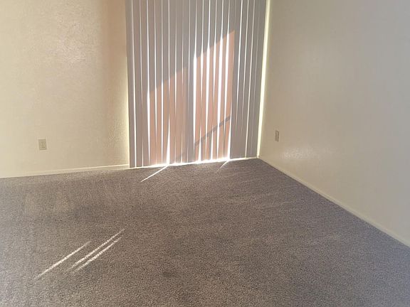 4th image of 1901 Holleman Dr W APT 304