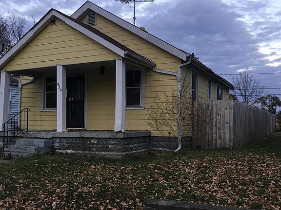 2nd image of 930 Seymour Ave