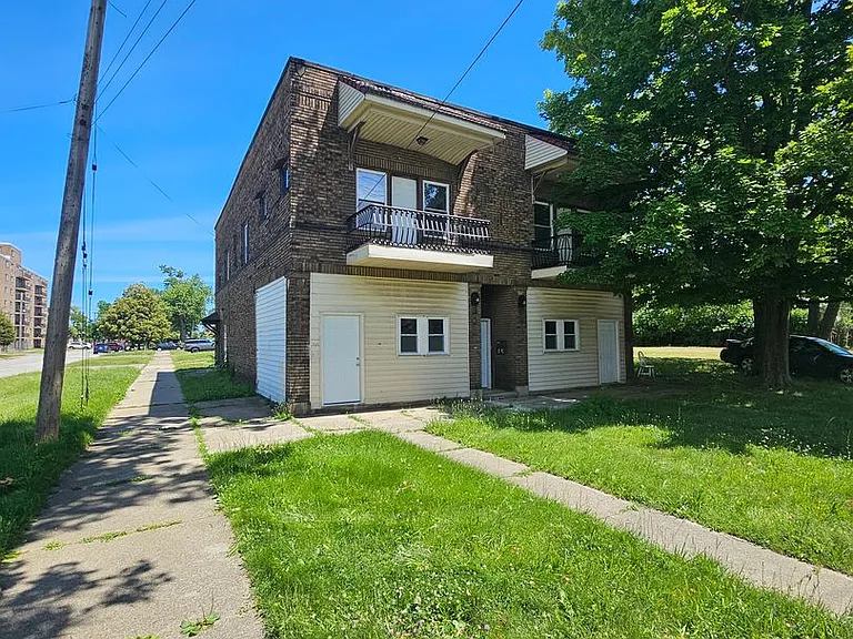 14201 Westropp Ave — Photo 3