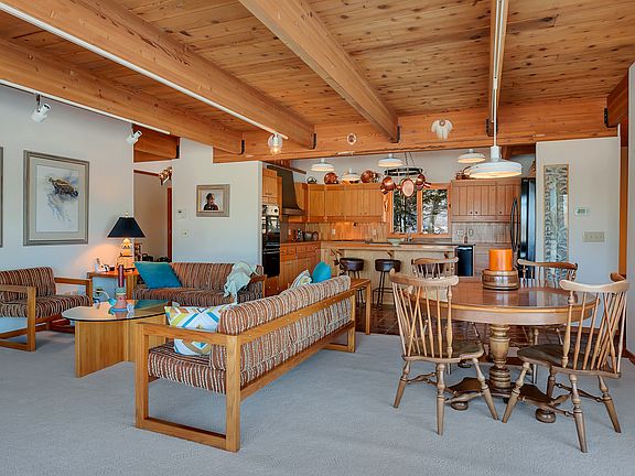 5th image of 2508 Island View Dr