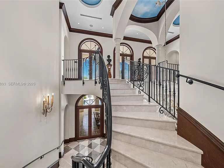 150 Edgewater Dr — Photo 34