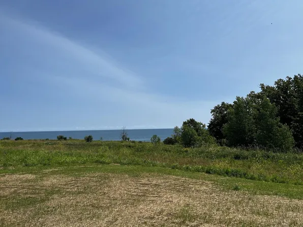 1200 SHIELING LANE #Lt14, Port Washington, WI 53074