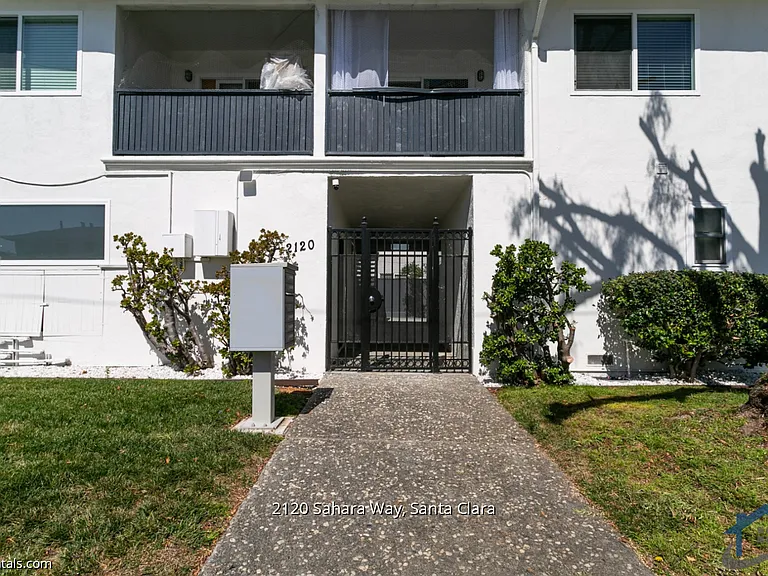 2120 Sahara Way #3 — Photo 6