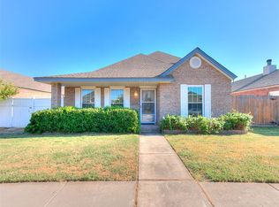 1100 SW 23rd St, Moore, OK 73170