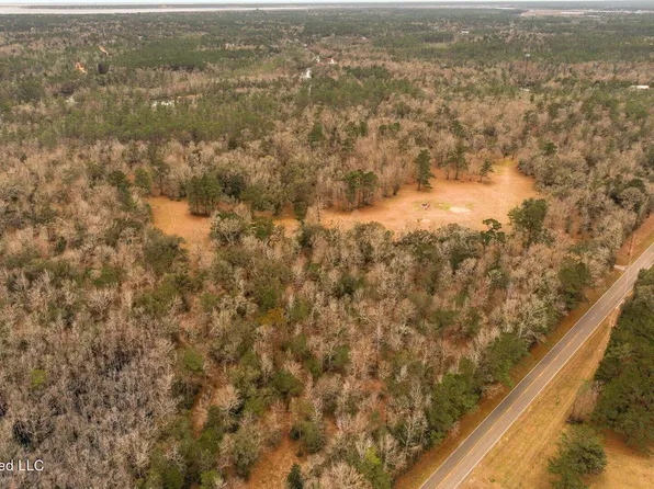 Kiln Delisle Rd, Kiln, MS 39556
