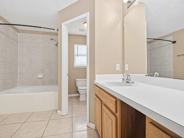 15515 Waldron Cir #B — Photo 23