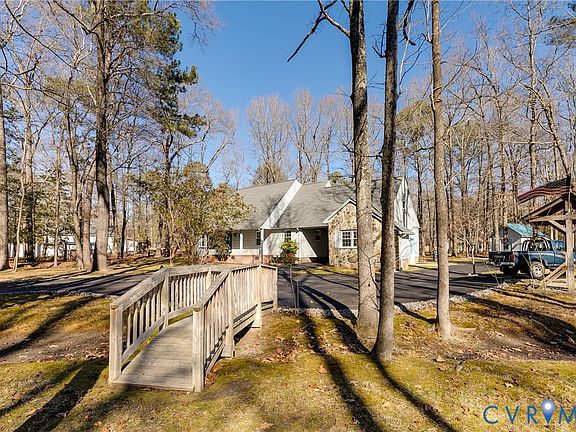 4th image of 14747 Ramblewood Dr