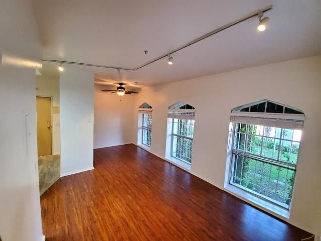 1st image of 820 S Mansfield Ave APT 102