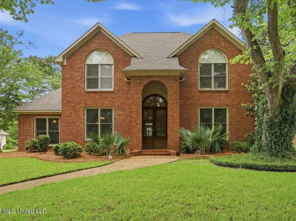 301 Feather Gln, Ridgeland, MS 39157