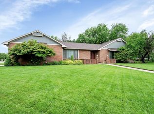 1469 N Valleyview Ct, Wichita, KS 67212