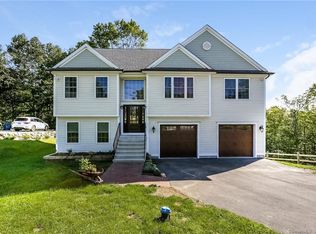 5 Pleasant Rise Cir, Brookfield, CT 06804
