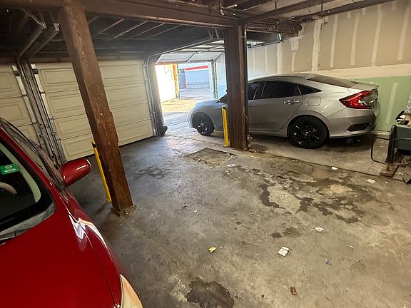 2nd image of 1108 S Woods Ave #1/4