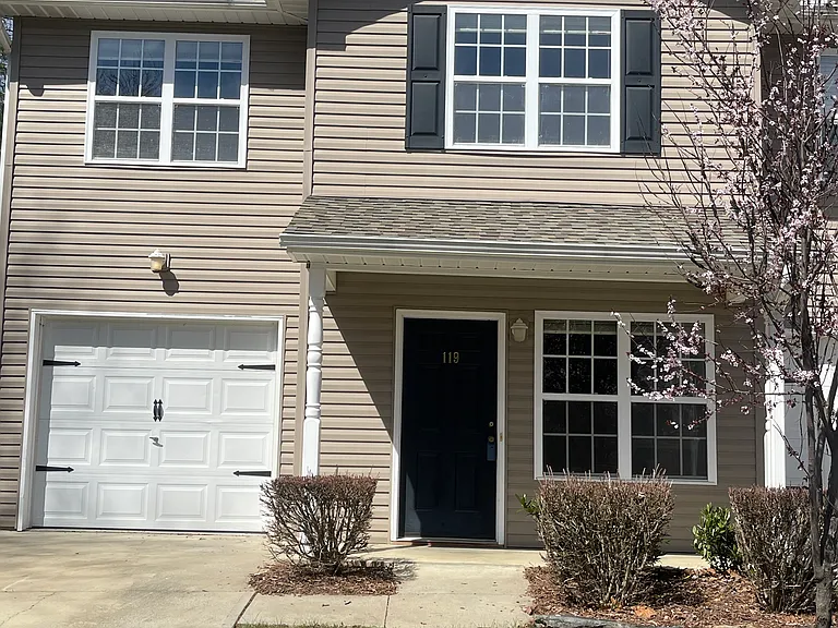 119 Creekside Dr #119 — Photo 2