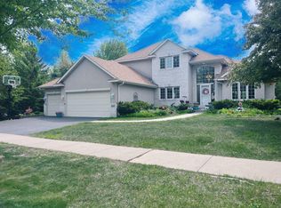 18407 68th Pl N, Maple Grove, MN 55311