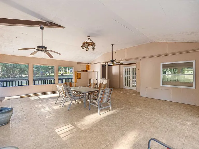 3821 SW 7th Avenue Rd — Photo 13