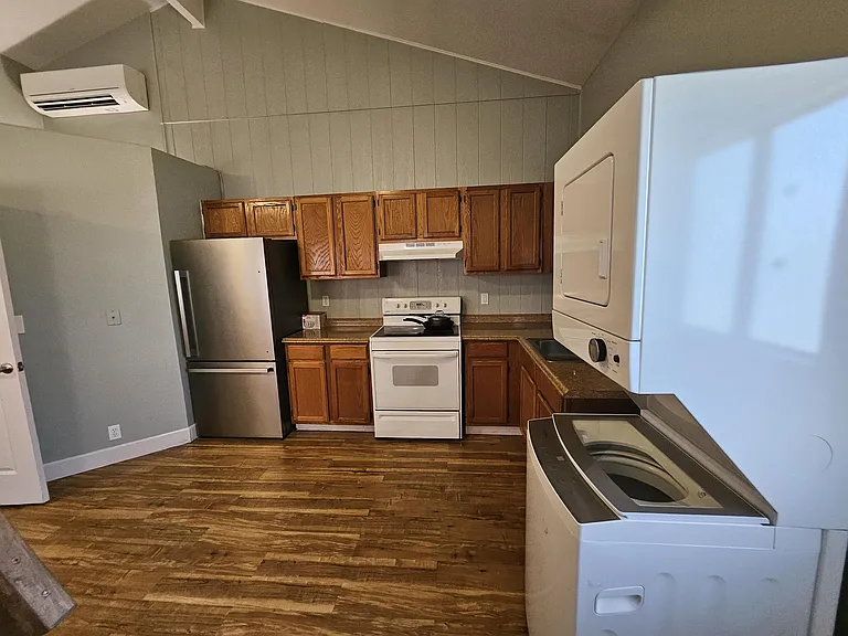 256 Humupea St — Photo 5