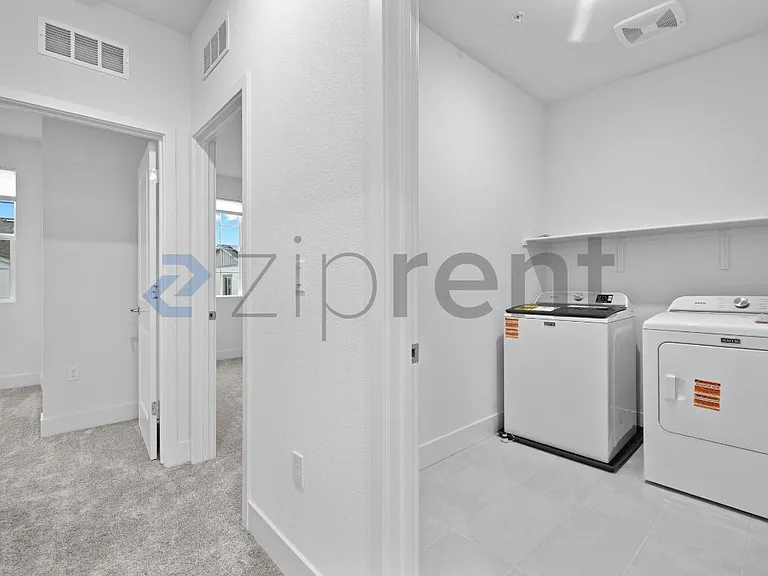 5694 Loray Ln — Photo 21