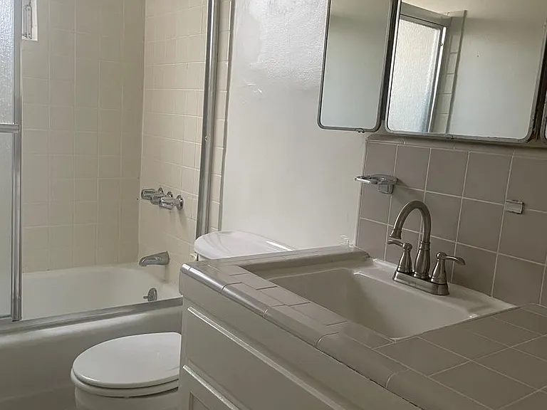 320 S Elm Dr — Photo 11