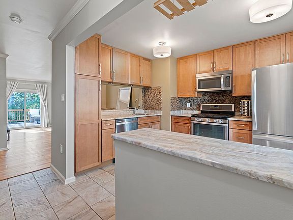 2nd image of 21188 Winding Brook Sq