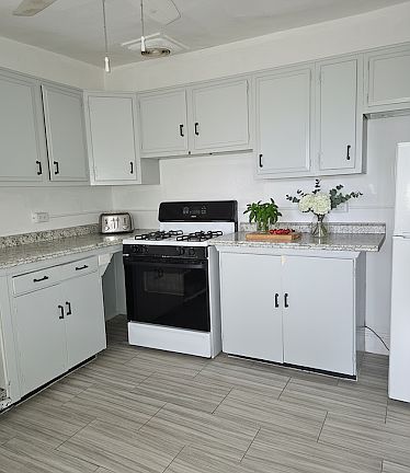 4th image of 80 W La Crosse Ave Floor 3
