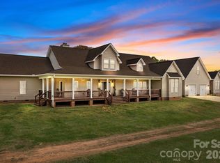 255 Woodlea Ct, Mooresville, NC 28115