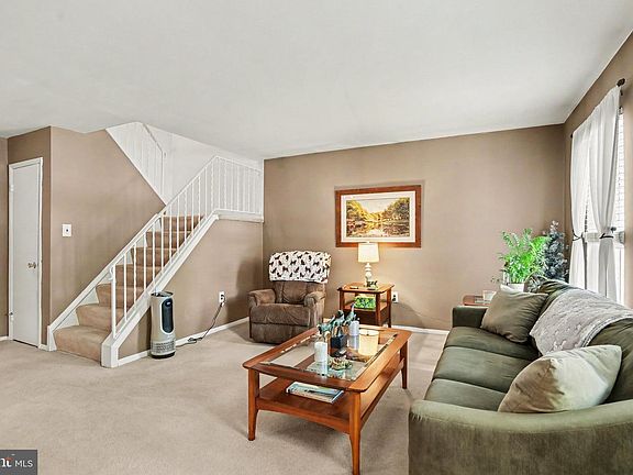 5th image of 300 Lopax Rd