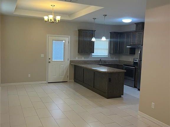 5th image of 210 Fig Dr APT 3