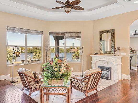 4th image of 8726 Sunlit Cove Dr NE
