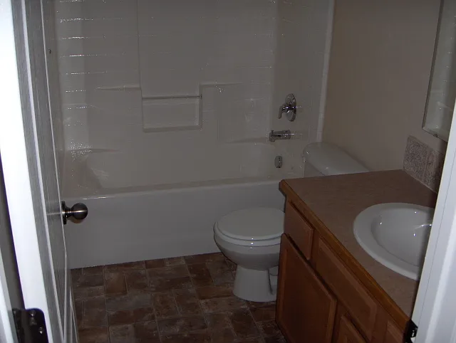 3122 Bristol Ave — Photo 9