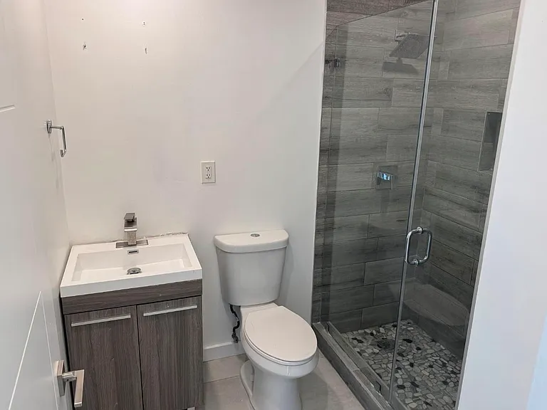 2832 SW 124th Ct — Photo 6
