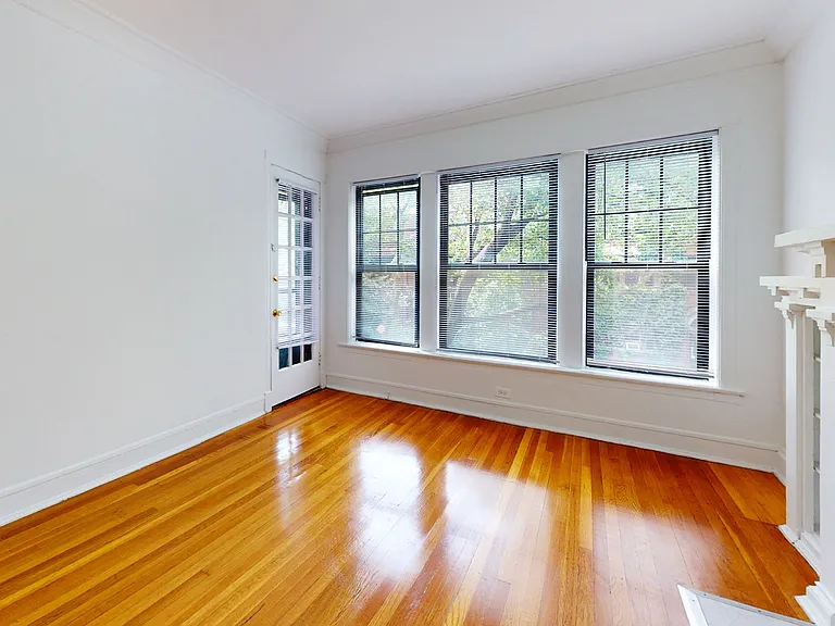 Dining/Living room