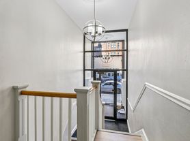 529 Beacon Street