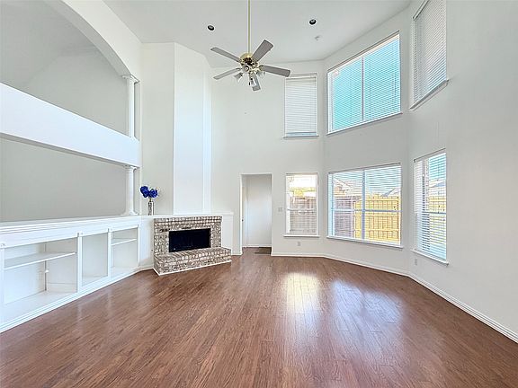 2nd image of 2308 Windy Ridge Ct